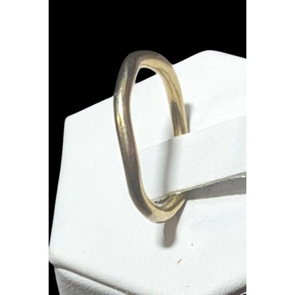 Gold Tone Abstract Wiggle Band Ring Size 7 1/4 - Picture 3 of 11